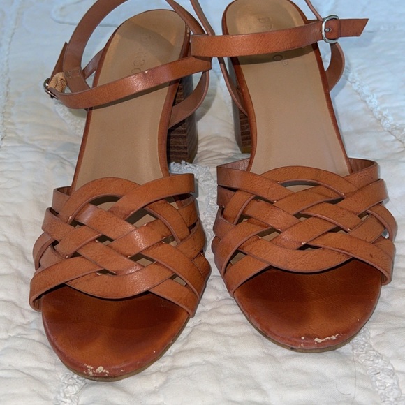 High Heel Brown Leather - Picture 2 of 3